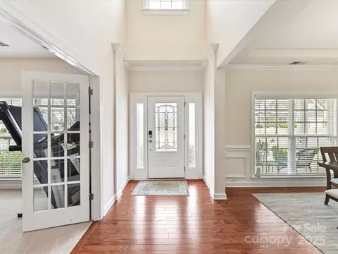 Entry Way - 9895 Travertine Trl, Davidson, NC 28036 photo 2 of 5
