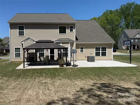Exterior - 9895 Travertine Trl, Davidson, NC 28036 photo 3 of 7
