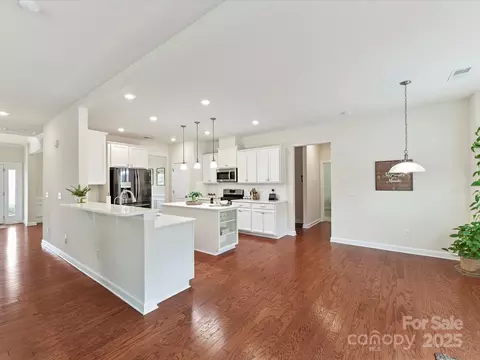 Kitchen - 9895 Travertine Trl, Davidson, NC 28036 photo 1 of 3