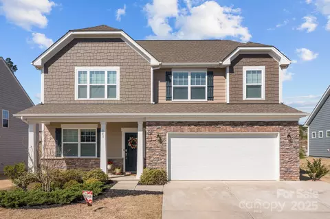 141 Slip Shot Ln, Troutman, NC 28166