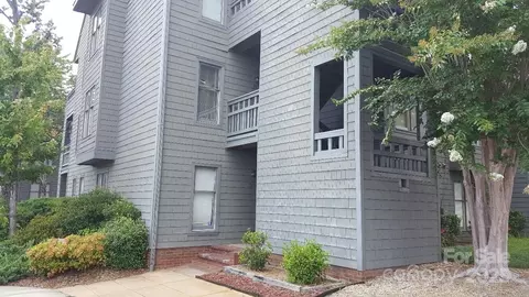 9035 Jm Keynes Unit Apt 39 Dr UNIT 39, Charlotte, NC 28262