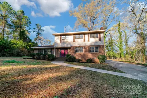 407 Covington St, Rockingham, NC 28379