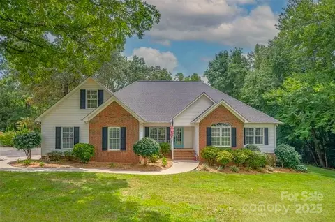 265 Oakland Heights Rd, Forest City, NC 28043