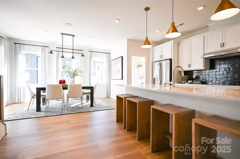 Dining - 8026 Cedarsmith Ct, Charlotte, NC 28217 photo 1 of 2