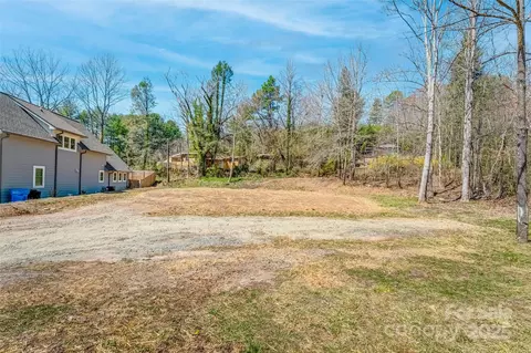 999 Fisher 7b Rd #7B, Brevard, NC 28712