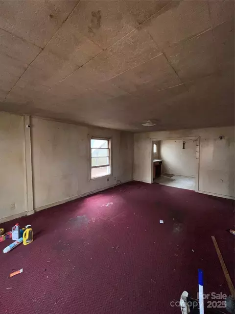529 Devine St, Chester, SC 29706 photo 5