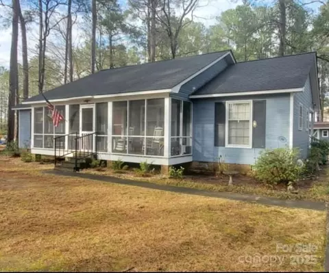 120 Burchwood Cir, Cheraw, SC 29520