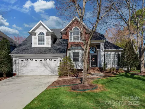 6509 Outer Bridge Ln, Charlotte, NC 28270