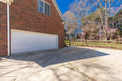 120 Fairwind Ct, Fort Mill, SC 29708 photo 35