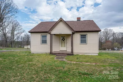 2915 Spencer Ne Rd NE, Conover, NC 28613
