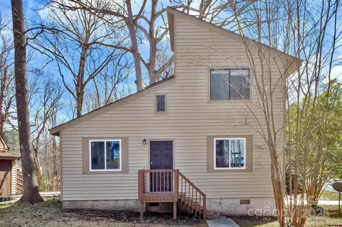 2406 Brook Canyon Dr, Charlotte, NC 28212