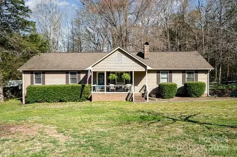 194 Timberland Loop, Mooresville, NC 28115