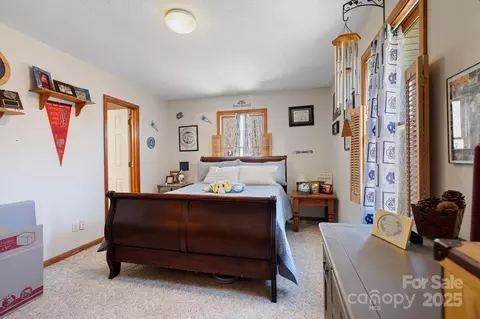 Bedroom - 825 Posey Blanton Rd, Sylva, NC 28779 photo 3 of 6