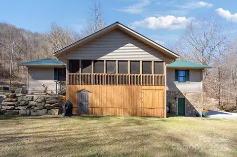 Exterior - 825 Posey Blanton Rd, Sylva, NC 28779 photo 9 of 10