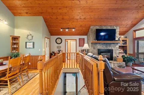 Entry Way - 825 Posey Blanton Rd, Sylva, NC 28779 photo 1 of 2