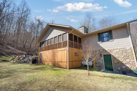 Exterior - 825 Posey Blanton Rd, Sylva, NC 28779 photo 1 of 10