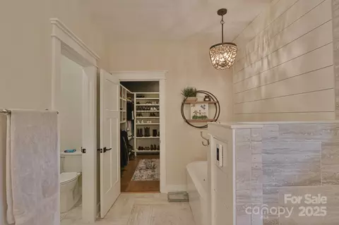 Bath - 114 Eldridge Ln, State Road, NC 28676 photo 3 of 5