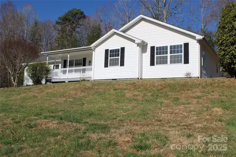 8581 Hwy 226 S Hwy S, Nebo, NC 28761