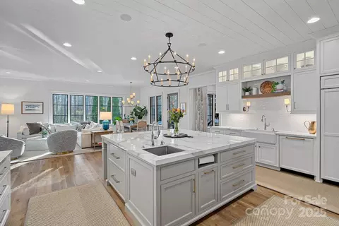 Kitchen - 19117 Davidson Concord Rd, Davidson, NC 28036 photo 3 of 4