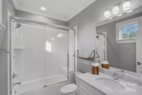 Bath - 19117 Davidson Concord Rd, Davidson, NC 28036 photo 5 of 6