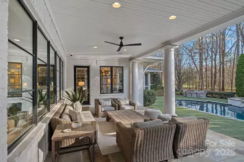Exterior - 19117 Davidson Concord Rd, Davidson, NC 28036 photo 2 of 10