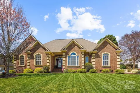 2508 Shaggy Bark Ct, Belmont, NC 28012