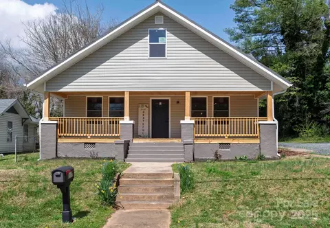 257 3rd Se Ave SE, Hickory, NC 28602