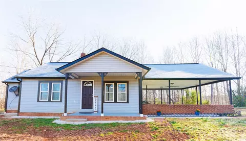 456 Settlemyre Rd, Morganton, NC 28655