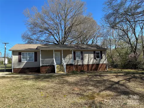 201 E Boston Ave, Bessemer City, NC 28016