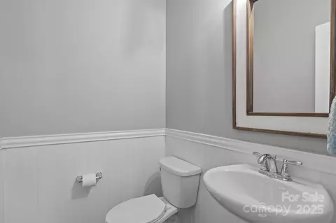 5813 Mcclintock Dr, Denver, NC 28037 photo 18