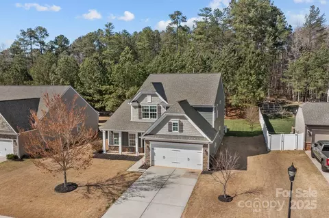 5813 Mcclintock Dr, Denver, NC 28037 photo 4