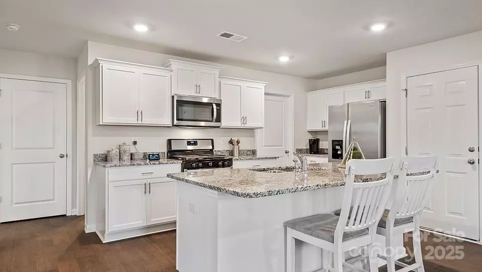 Kitchen - 12109 Lady Bell Dr, Charlotte, NC 28278 photo 2 of 3