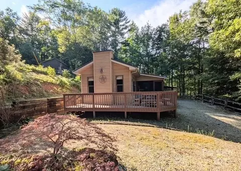 116 Minerva Ln, Sapphire, NC 28774