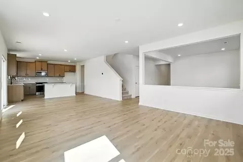 Living - 346 Knotty Wood Dr, Monroe, NC 28110 photo 2 of 3