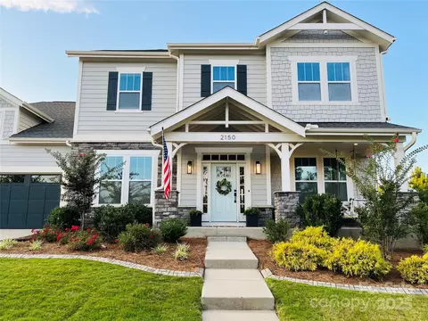 2150 Paddlers Cove Dr, Clover, SC 29710