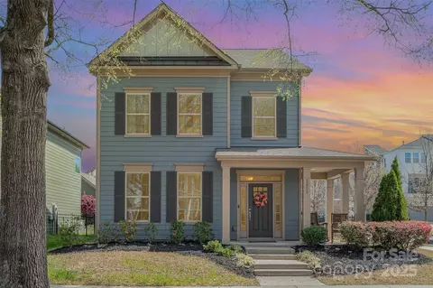 2606 Double Oaks Rd, Charlotte, NC 28206