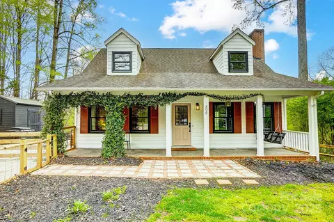 329 Treeline Dr, Belmont, NC 28012