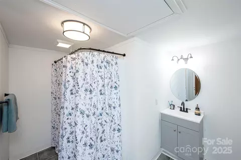 Bath - 1615 Stack Rd, Monroe, NC 28112 photo 1 of 7