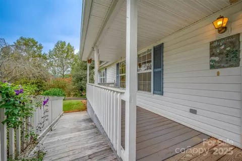 Exterior - 208 Cherry Mountain Rd, Bostic, NC 28018 photo 1 of 9