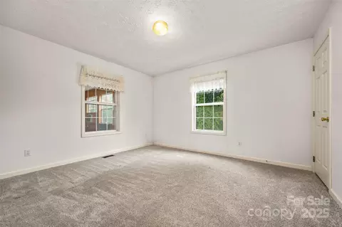 Bedroom - 208 Cherry Mountain Rd, Bostic, NC 28018 photo 3 of 5