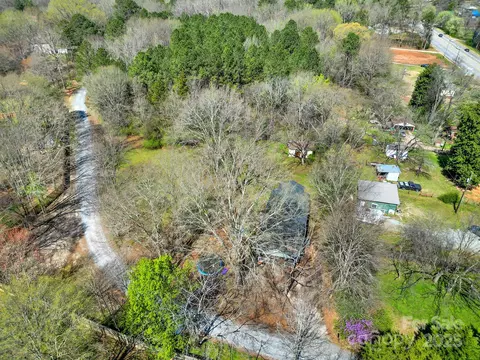 124 Lancer Ln, Lancaster, SC 29720 photo 5
