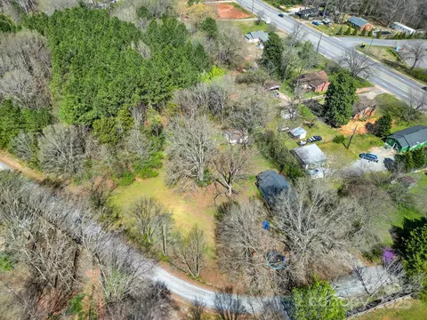124 Lancer Ln, Lancaster, SC 29720 photo 4