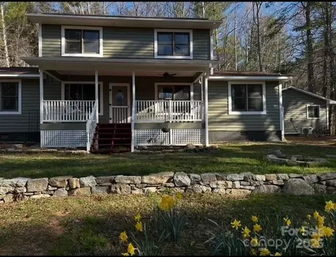 2024 Emmas Grove Rd, Fairview, NC 28730