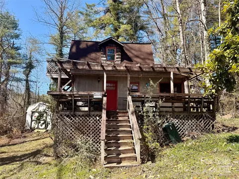 708 Miami Ter, Hendersonville, NC 28791