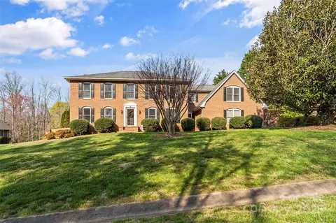 115 Brookstone Dr, Morganton, NC 28655