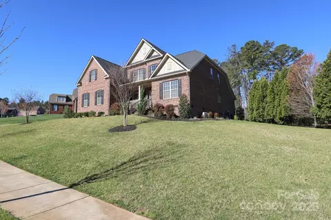 11220 Three Sisters Ln, Mint Hill, NC 28227
