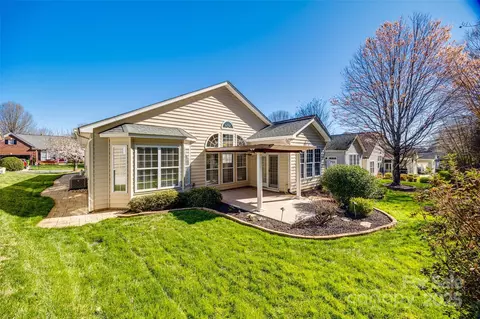 974 Platinum Dr, Fort Mill, SC 29708 photo 4