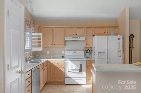 Kitchen - 2003 Sunlight Path Dr, Monroe, NC 28110 photo 1 of 4