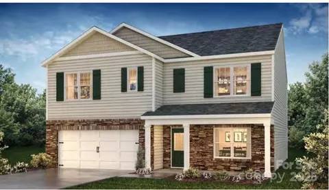 8028 Plymouth Dr, Sherrills Ford, NC 28673