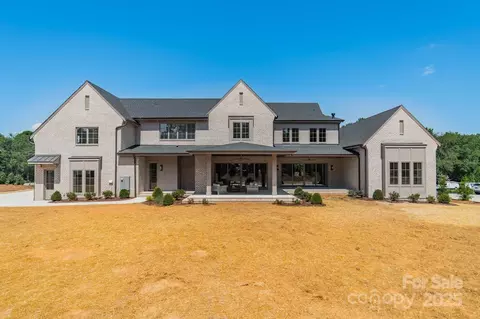 20310 Havenview Dr, Cornelius, NC 28031 photo 6